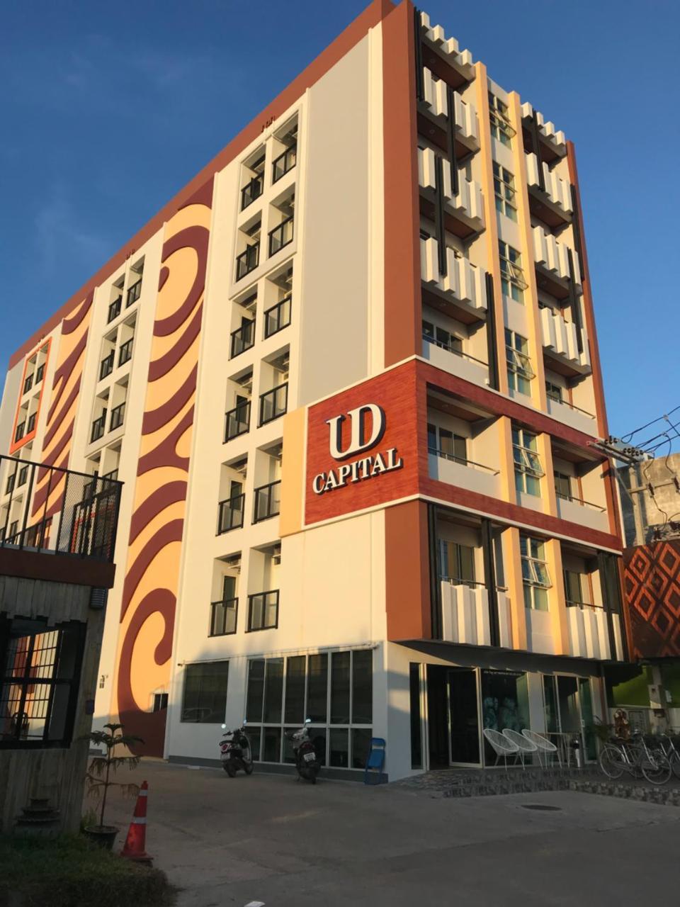Ud Capital Hotel Удон Тани Екстериор снимка